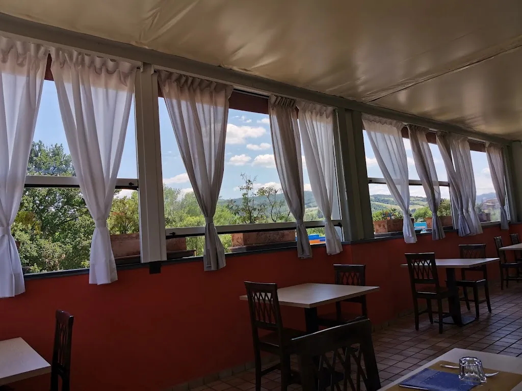 Ristorante Pizzeria Terrazza 63 di Safeland restaurant in Vezzano sul Crostolo