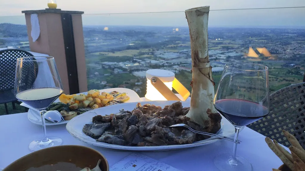 Ristorante La Rocca_Verucchio_slider_image_2