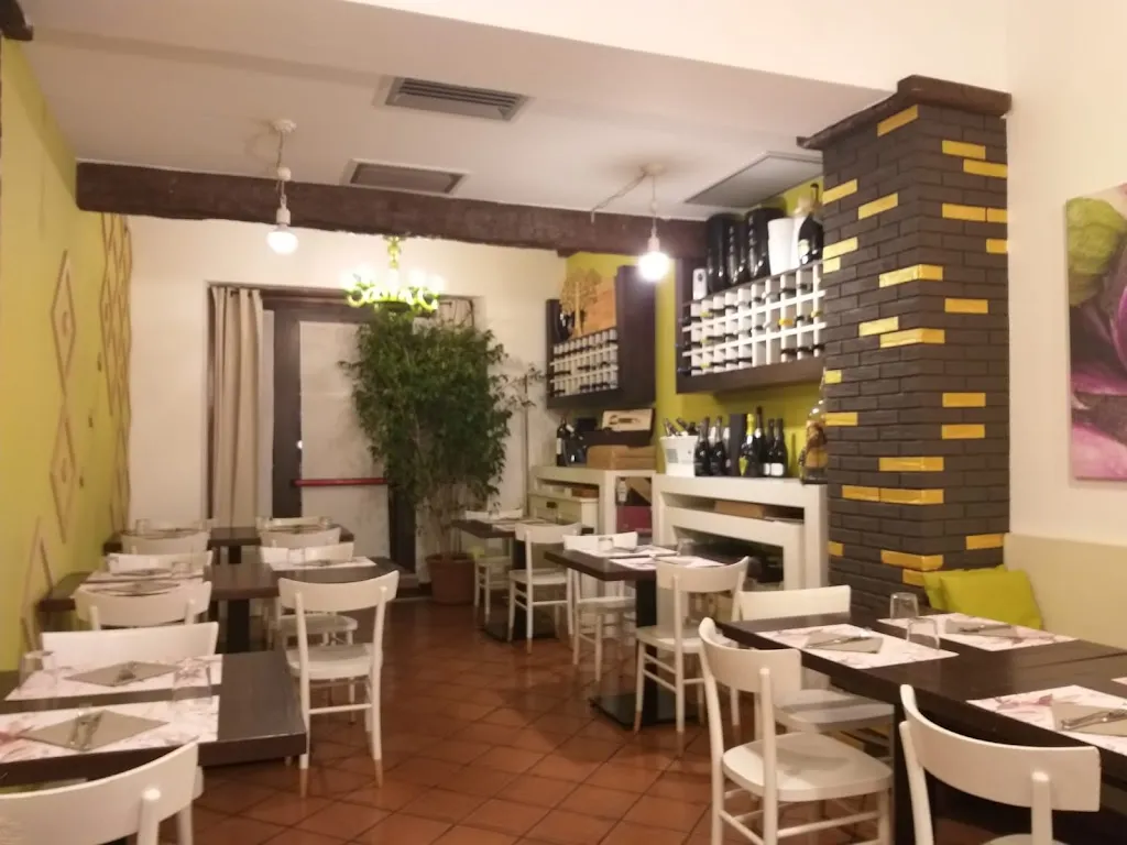 Osteria DiVilla Rimini restaurant in Verucchio
