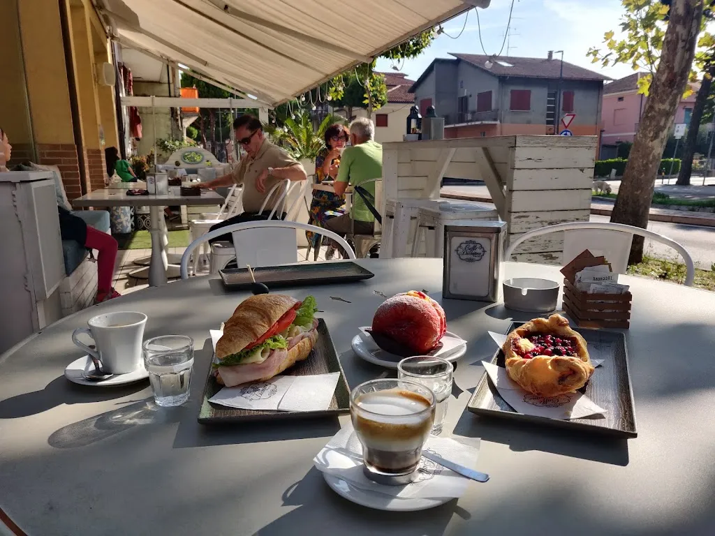 Stephanie Drew_Ghettoquarantasei Villa Verucchio_Verucchio_recensione