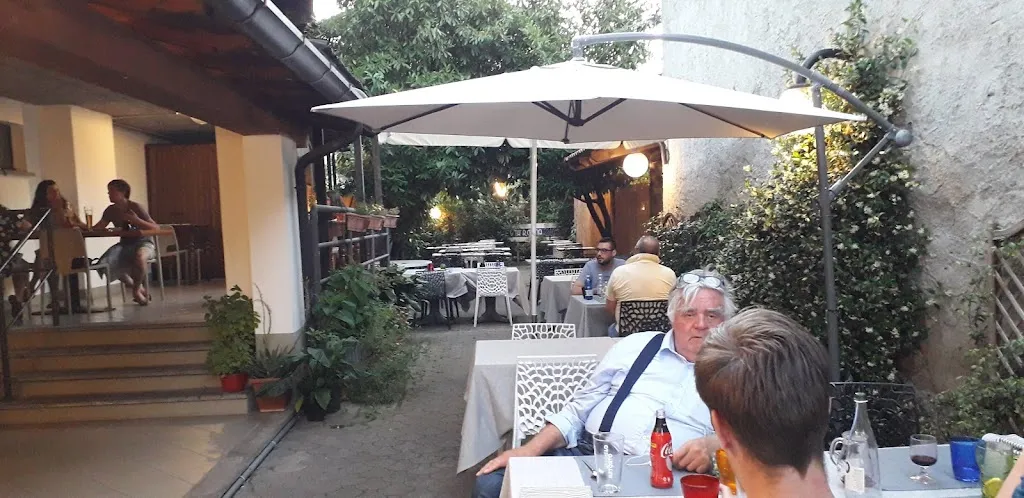 Ristorante Pizzeria Via Roma 48_Vigolzone_slider_image_1