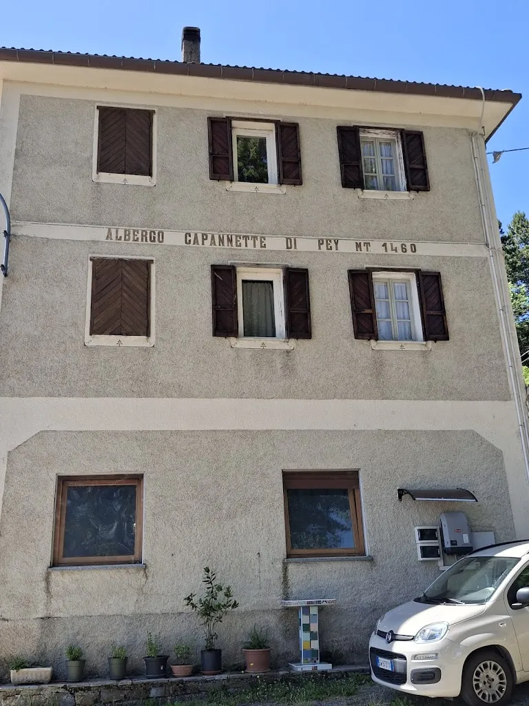 Tiziana Oldano_Albergo Capannette di Pei_Zerba_recensione