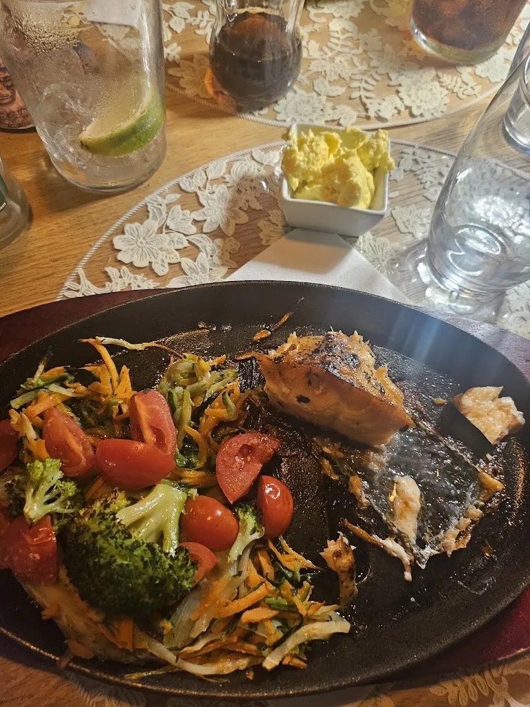 Elin Bootsma_B+ Cafè_Zola Predosa_review