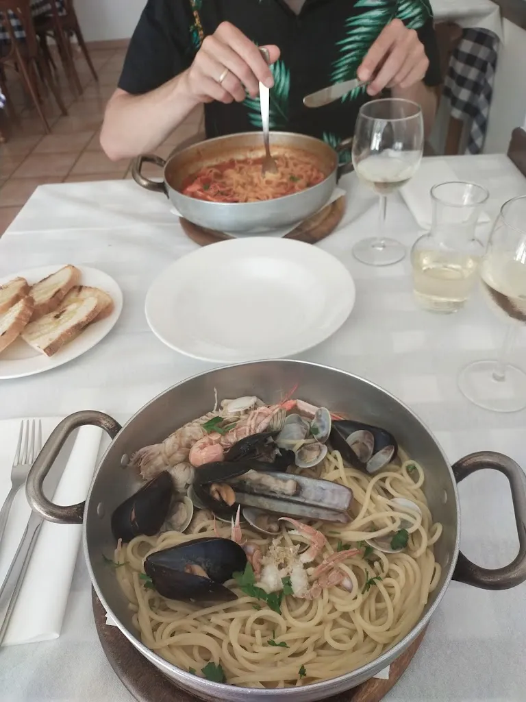Kasia Sobczak_Ristorante Il Granchio. Cucina di mare_Roseto degli Abruzzi_reseña