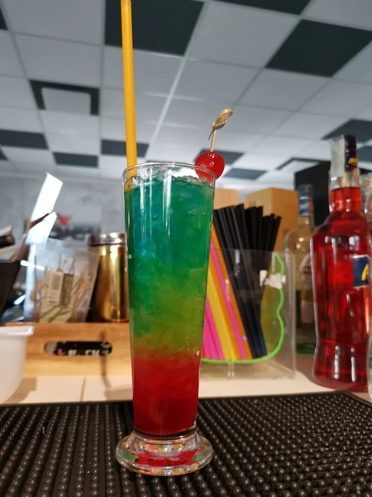 Menü_Bar Enoteca Why Not_Zocca_Bild_6