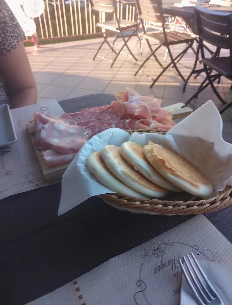 Bar Enoteca Why Not_Zocca_slider_image_3