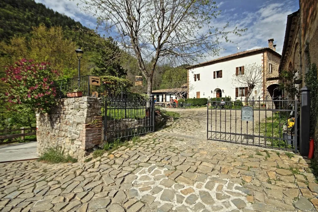 Antica Locanda la Canonica restaurant in Zocca