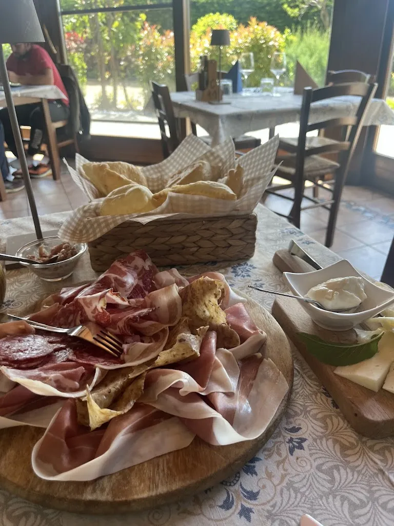 Dave m1_Osteria la Collina_Zocca_review