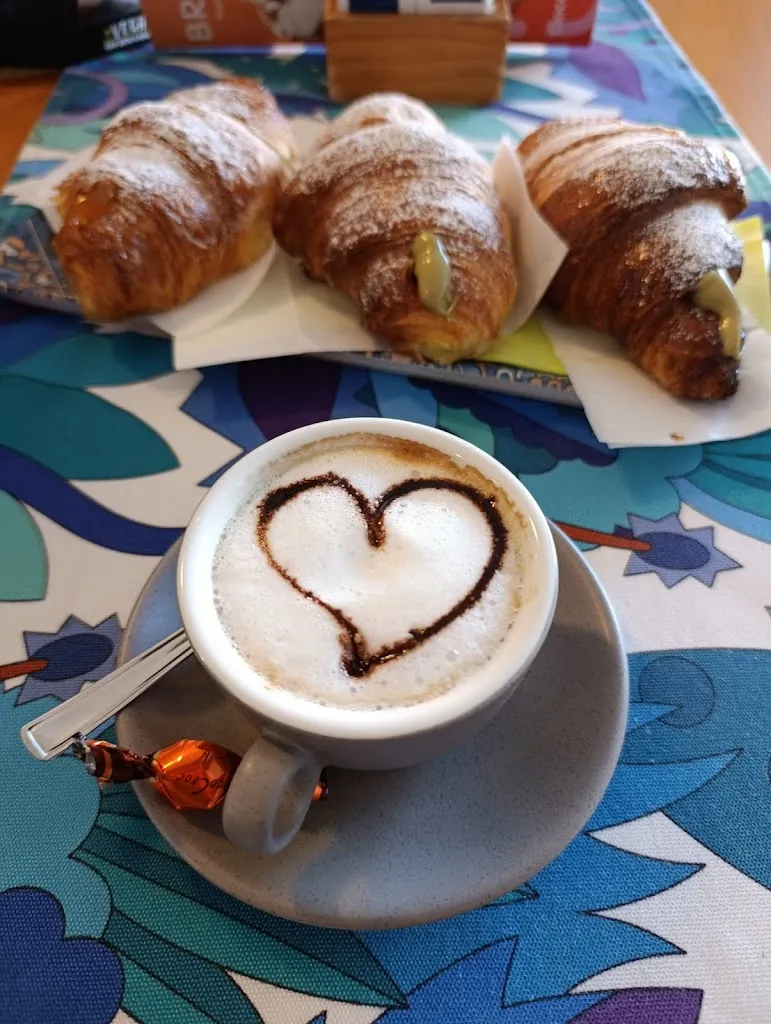 Phoenix Blajdič_Bar La Bettola_Artegna_review