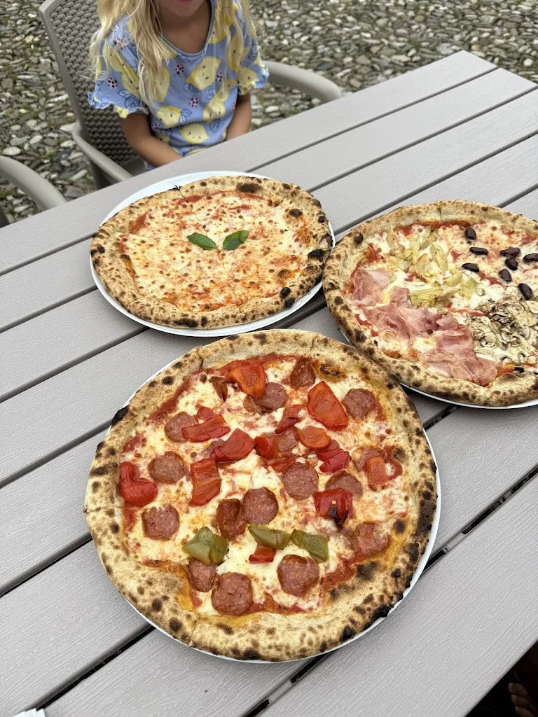 Egle Anonim_Pizza Helios_Artegna_recensione