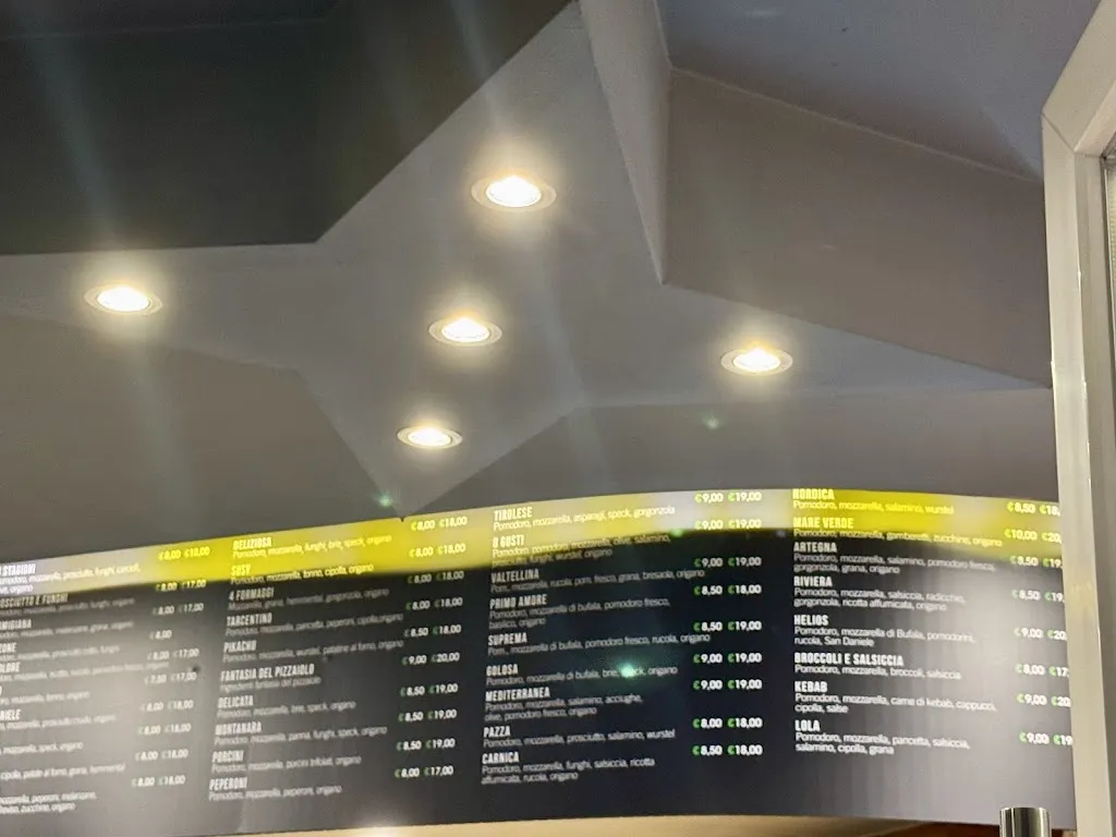 Feldmann Wohnen_Pizza Helios_Artegna_recensione