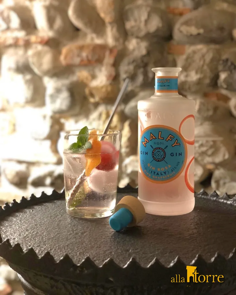 ALLA TORRE RISTORANTINO ENOTECA_Arzene_slider_image_3