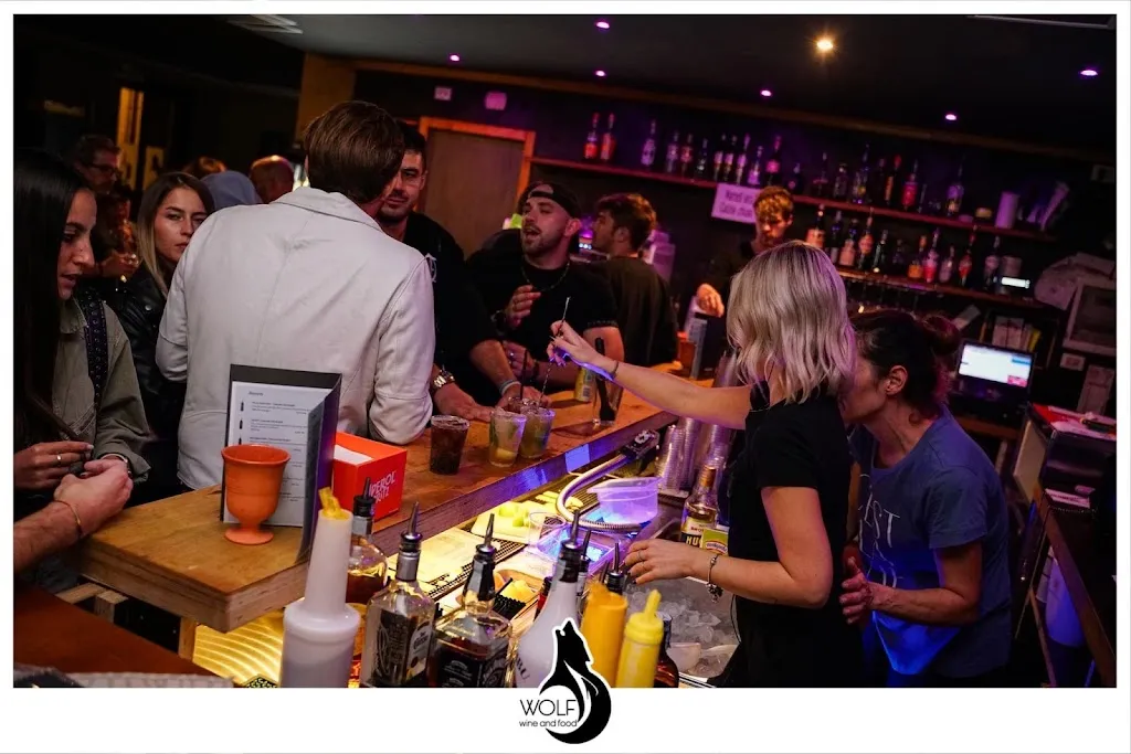 WOLF Wine And Food_Arzene_slider_image_1