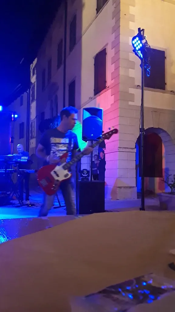 WOLF Wine And Food_Arzene_slider_image_2