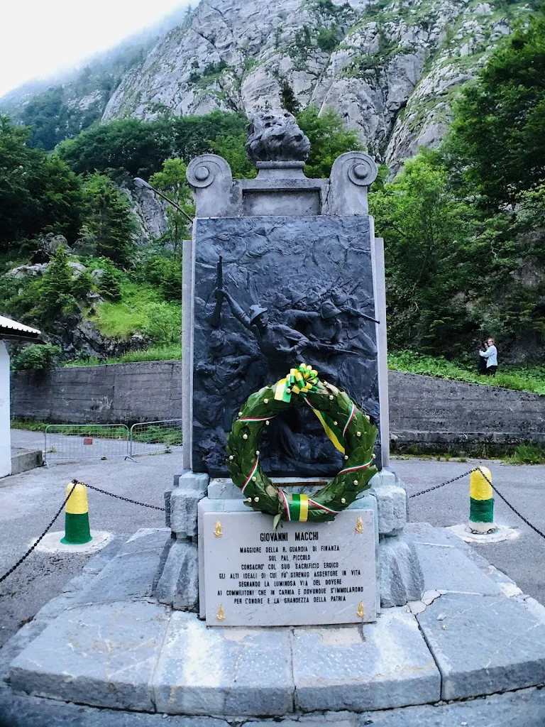 Lukas Muzikant_Albergo Miramonti_Arta Terme_review