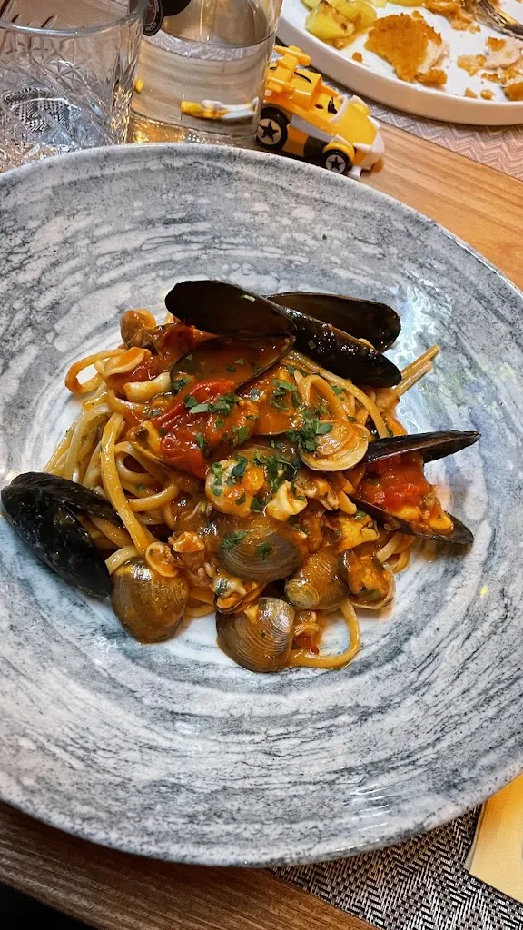 Enjoy - food drink & friends_Azzano Decimo_slider_image_3