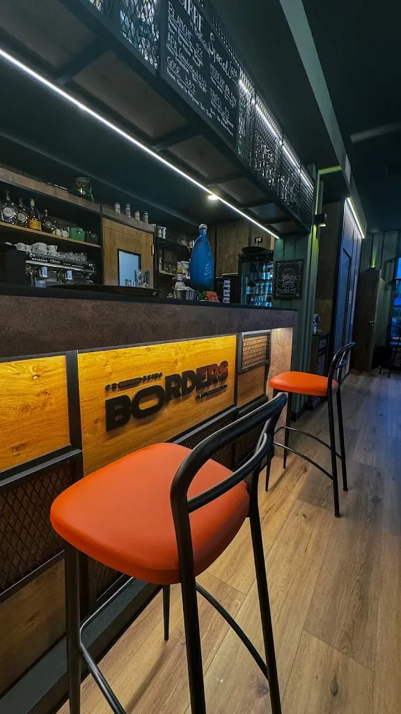 BORDERS_Azzano Decimo_slider_image_2