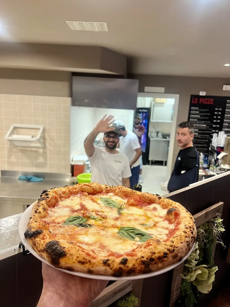 Tomáš Glusa_Al Cjanton_Barcis_review