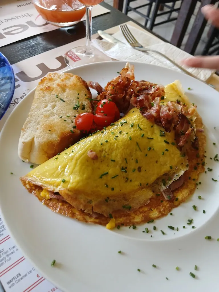 Estefany Rodriguez_Mario'S Autentik Club Bistrot_Aviano_review