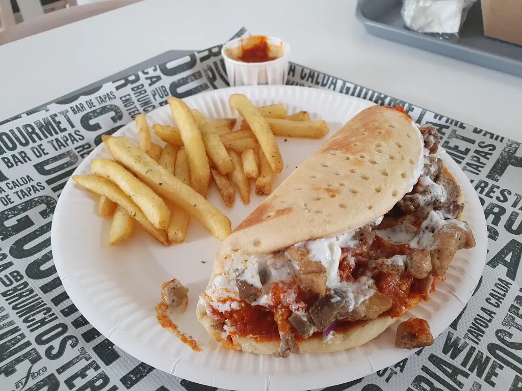 Caleb Mann_Marko’s Grill and Gyros_Aviano_review