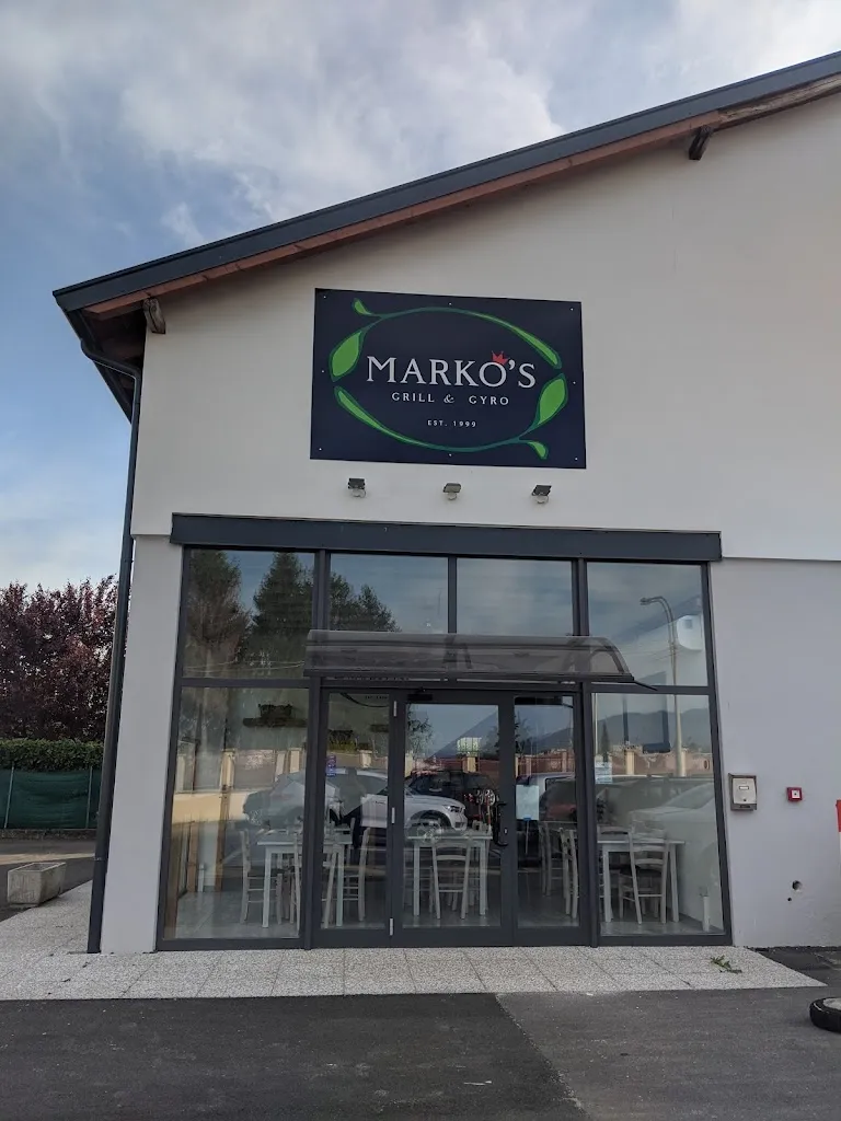 Marko’s Grill and Gyros_Aviano_slider_image_1