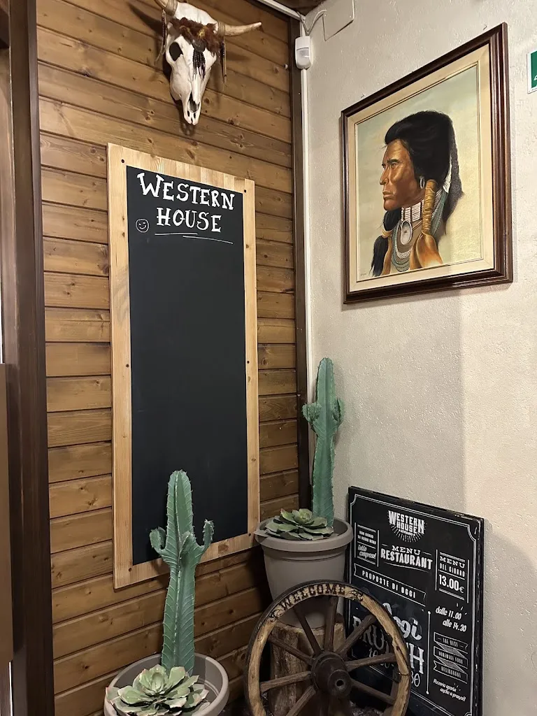 Kaeli Welsh_Western House_Aviano_review