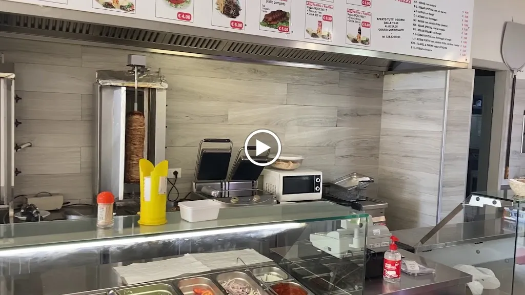 Food Inn &Pizza Kebab Aviano _Aviano_slider_image_2