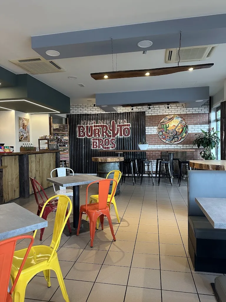 Kaeli Welsh_BURRITO BROS_Aviano_review