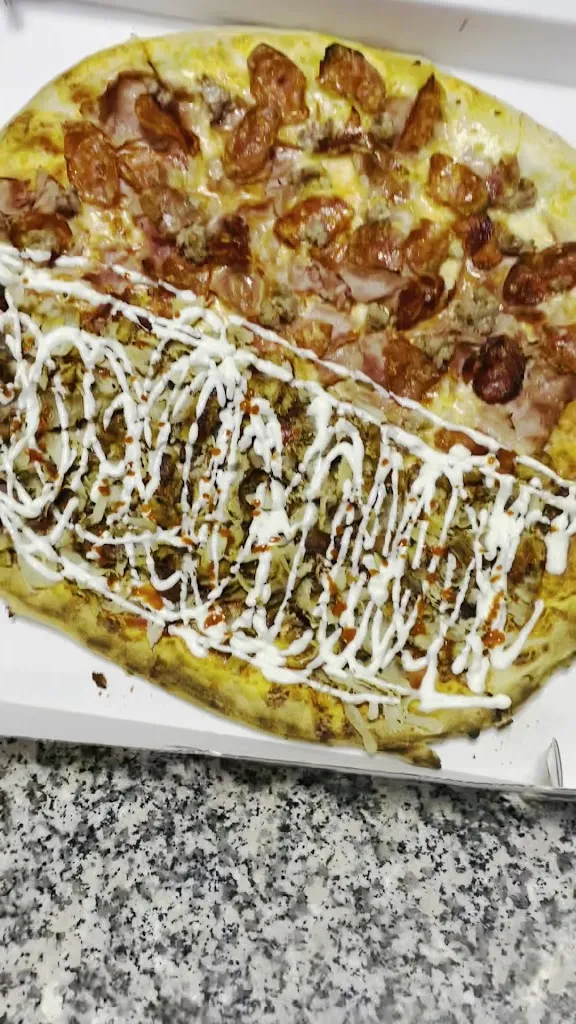 Pizza d'Italia_Aviano_slider_image_2