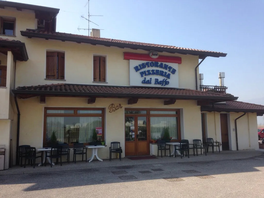 Randall Broome_Ristorante Pizzeria al Baffo_Aviano_review