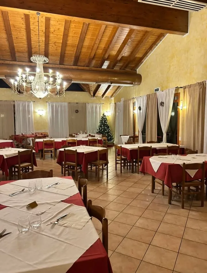 Ristorante Pizzeria al Baffo_Aviano_slider_image_3