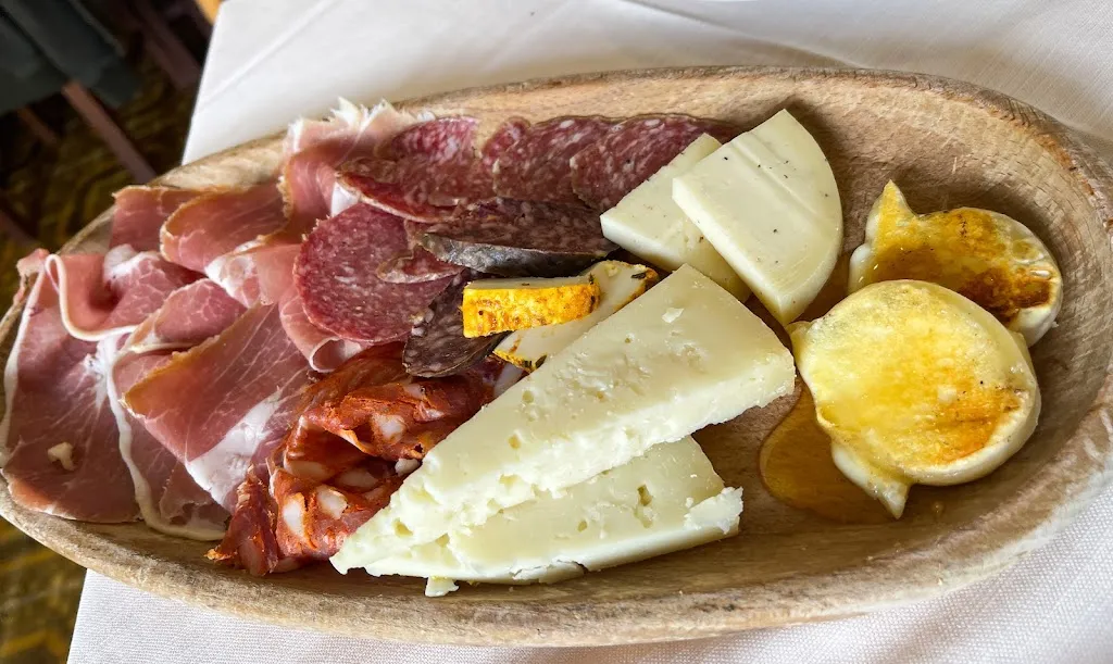 Ristorante Rifugio Campetto degli Alpini_Roccaraso_slider_image_3