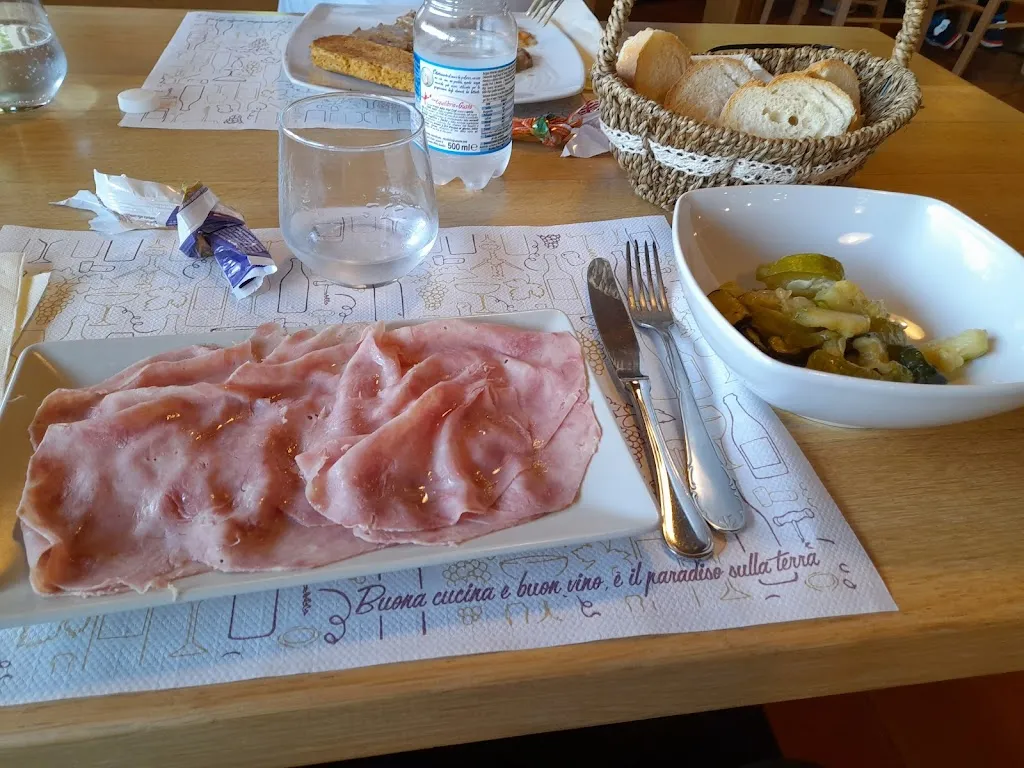 Menu_Agriturismo Ristorante Una Rotonda sul Verde_Basiliano_image_7