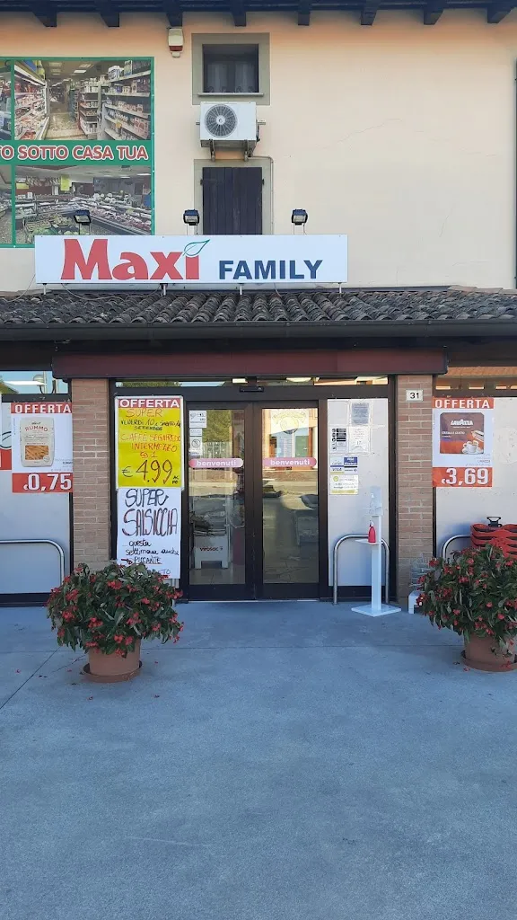 Macelleria Gastronomia Supermercato Maxì di Foschia Monica restaurant in Bertiolo