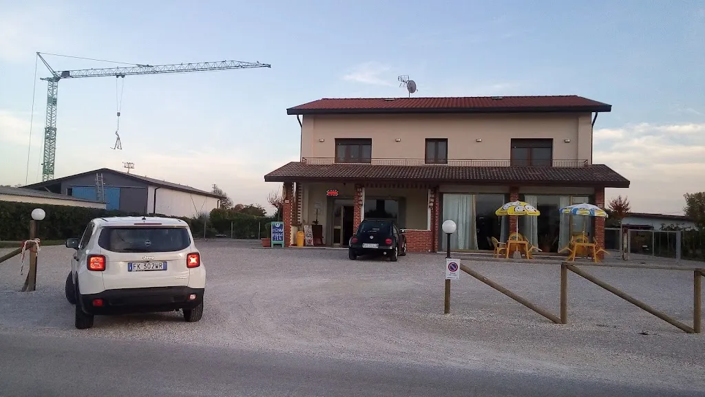 AL RITROVO Bar Trattoria_Brugnera_slider_image_3