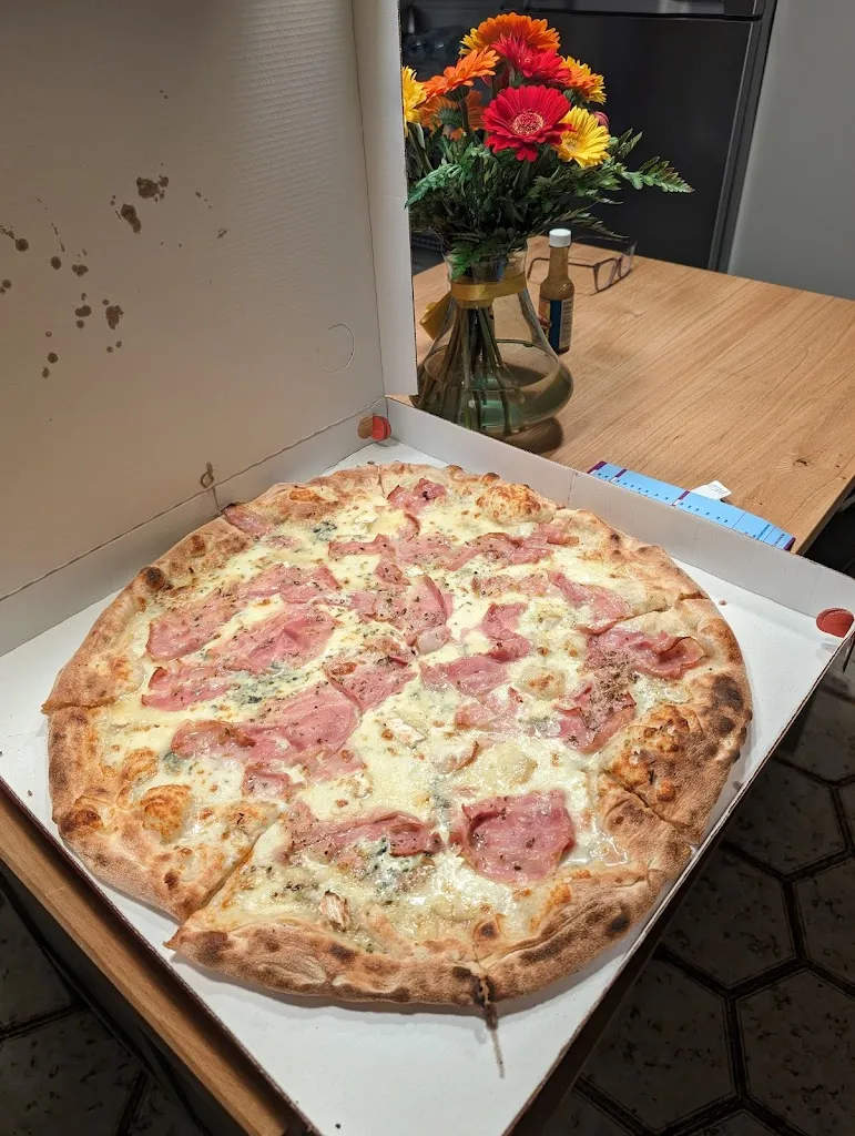 Arielle Bradford_Pizzeria Da Adriano_Brugnera_review