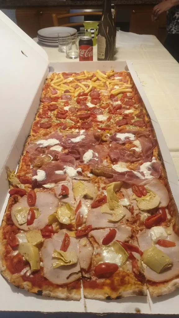 Marshall Perkins_Jolly Pizza Risto-Bar_Brugnera_review