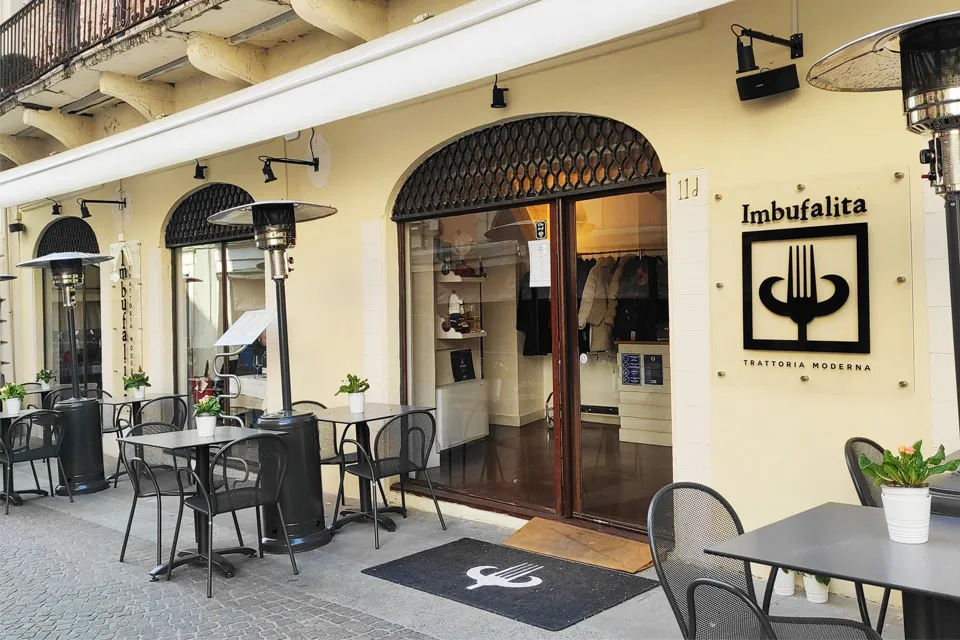 Imbufalita restaurant in Bressa