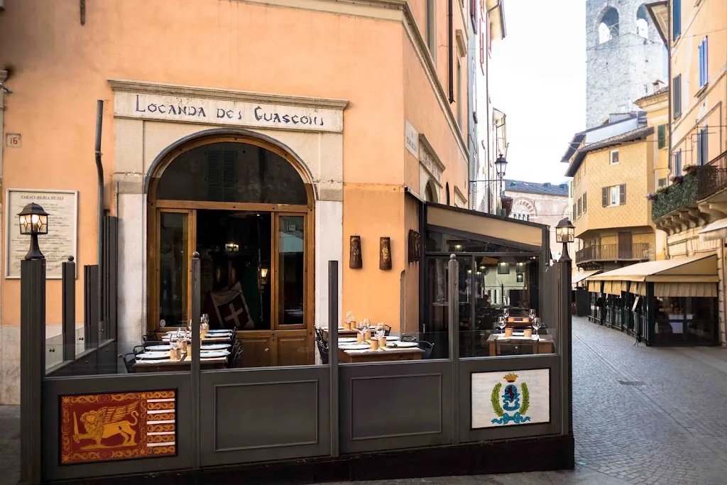 Locanda Dei Guasconi restaurant in Bressa