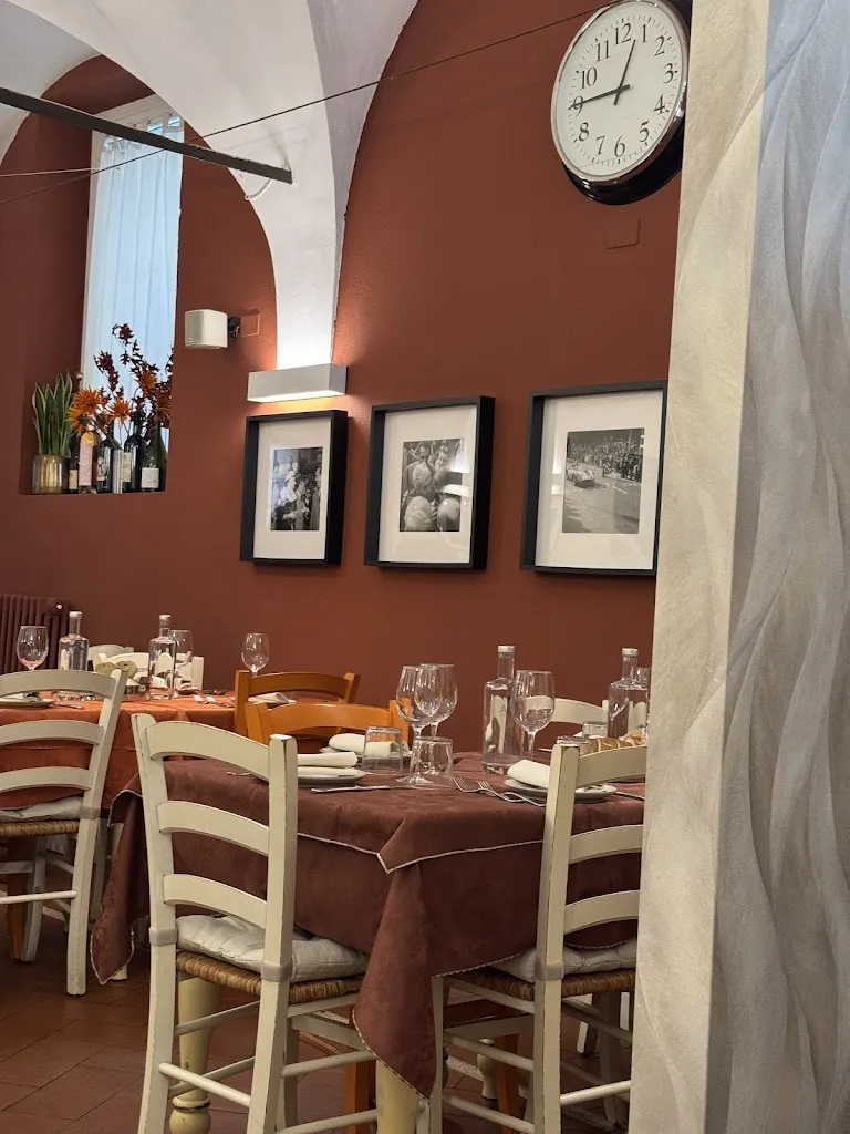 Trattoria Urbana "Mangiafuoco" restaurant in Bressa