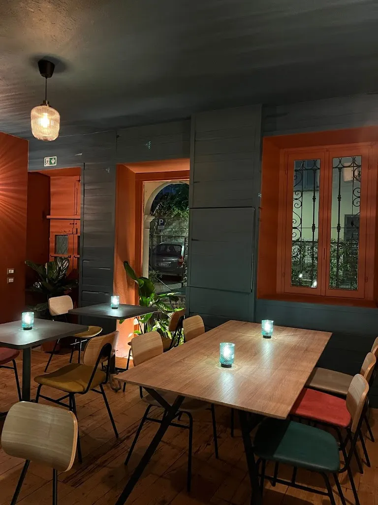 Artemis Persian Tapas Bar restaurant in Bressa