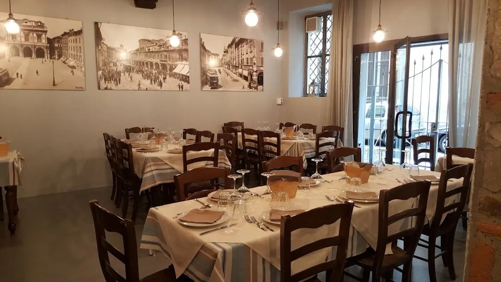 Ma!osteria restaurant in Bressa