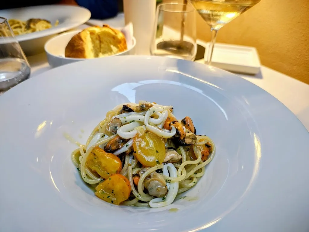 Gosia Akonom_La Caneva Bistrot Mediterraneo_Caneva_review