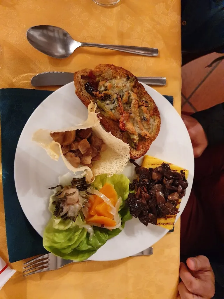 Albert Andras Mittelstädt_Al Gaiardin_Caneva_review