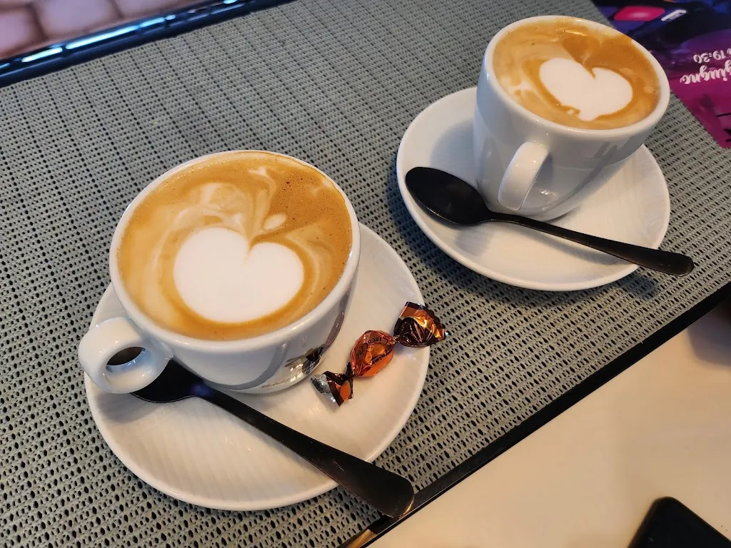 Menu_Black & White. Food & Drink_Cassacco_image_6