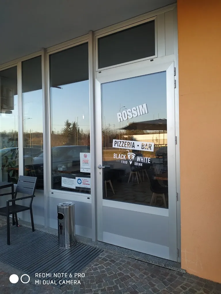 Casa Gamberini_Black & White. Food & Drink_Cassacco_review