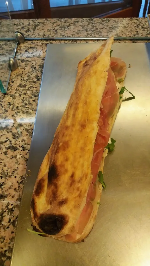 Pizzeria Pizza Più_Casarsa della Delizia_slider_image_3