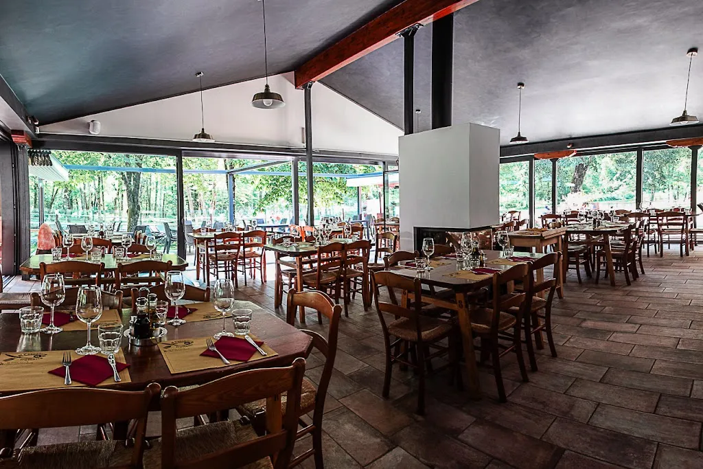 Trattoria Al Pescatore restaurant in Cavazzo Carnico