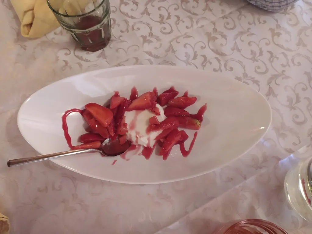 Alessandro Buiatti_La Corte_Castions_review