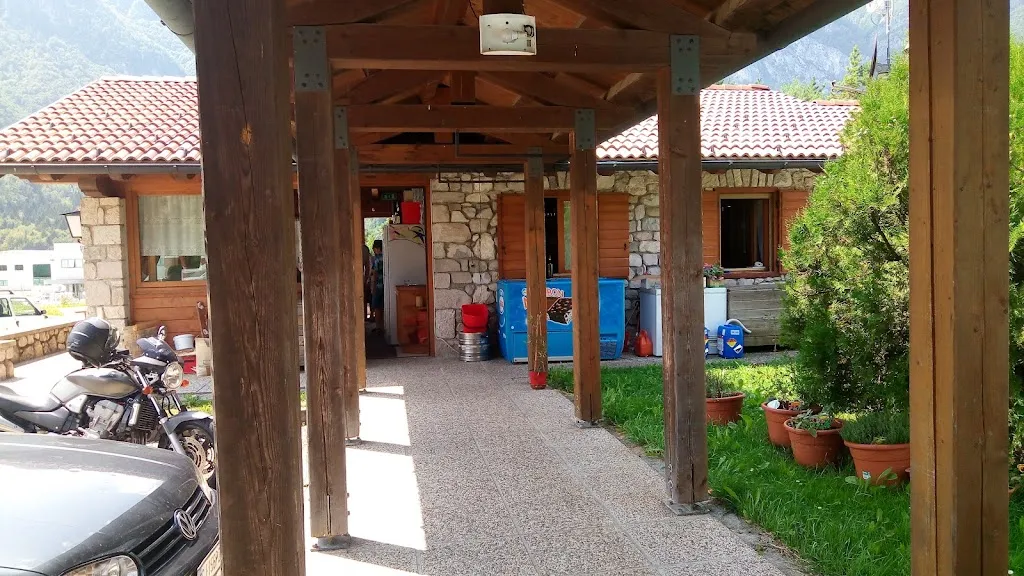 Osteria di Mezzo restaurant in Cimolais